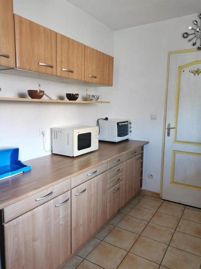 Belle Villa De 90M2 Au Calme Avec Jardin Et Parking A 10 Mn De La Mer En Voiture Fos-sur-Mer Ngoại thất bức ảnh